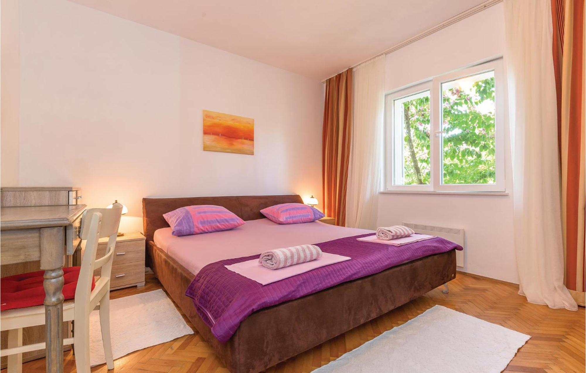 Lovely Apartment In Makarska With Wifi מראה חיצוני תמונה